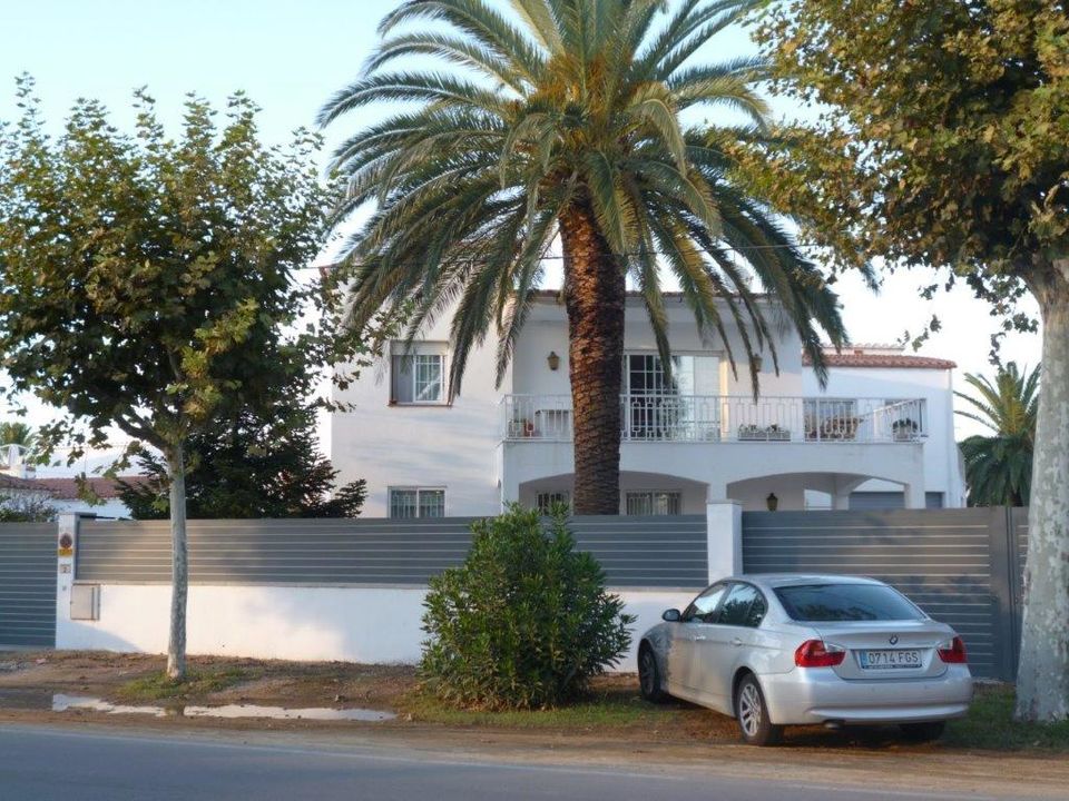 Large-scale Villa in a central location