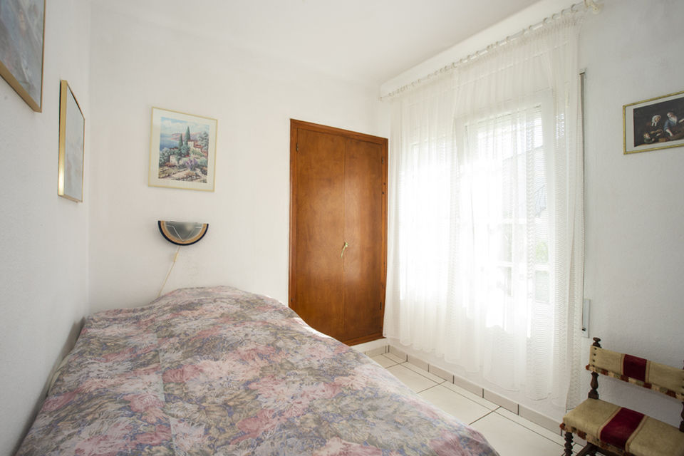 Bonita casa de tres dormitorios en venta  en Mas Boscá  Roses