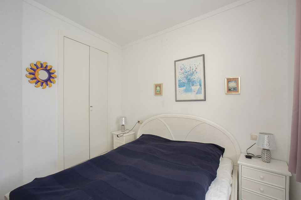 Preciosa casa con garaje y amarre de 7 x 4