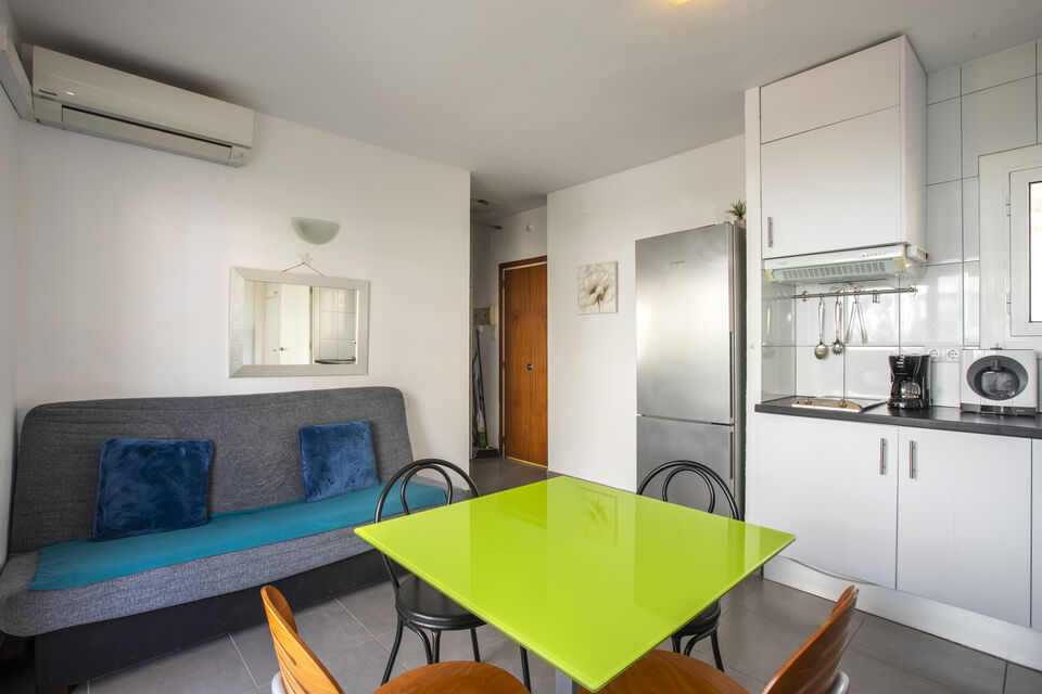 Bonito apartamento a 400 m de la playa