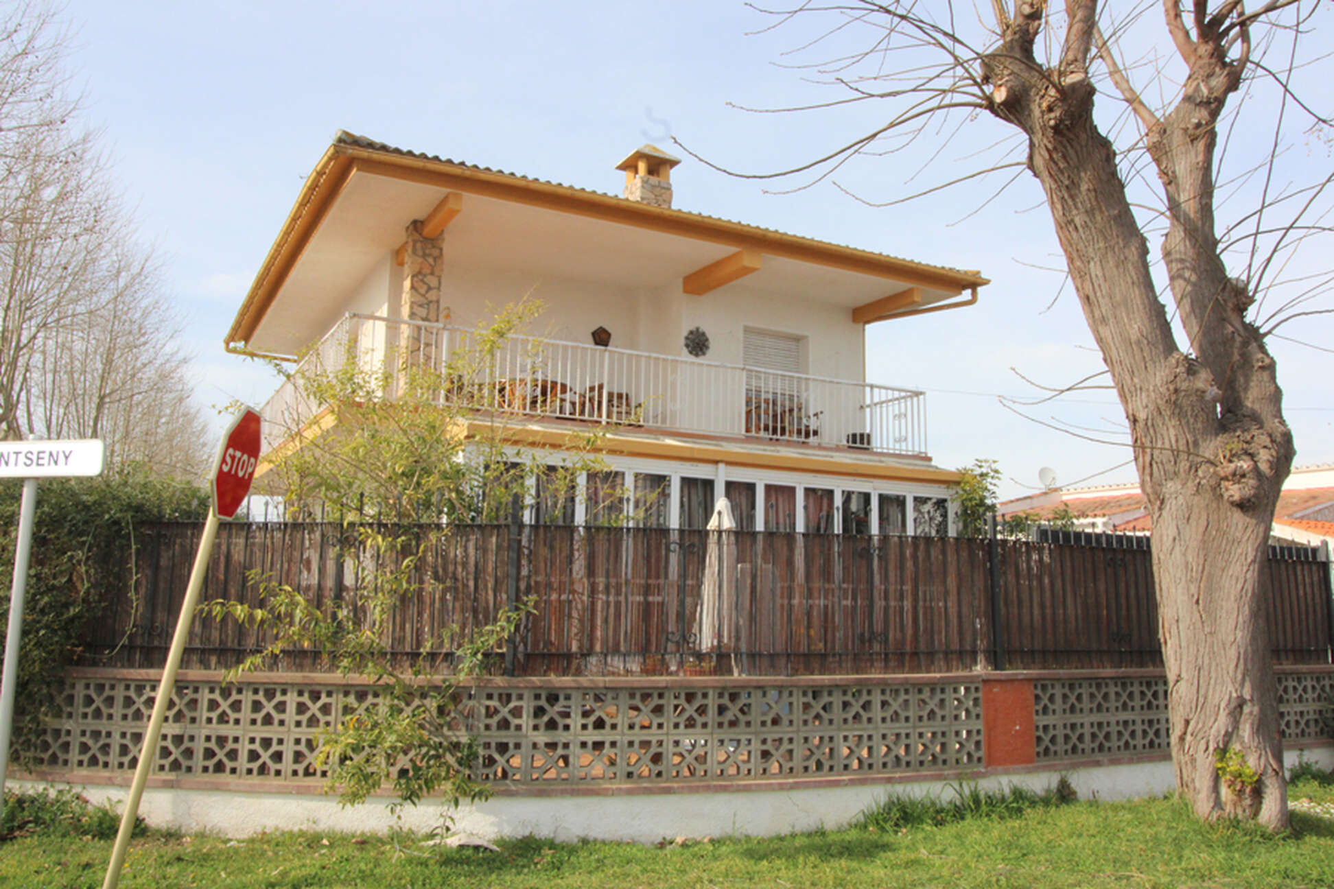 Maison à vendre avec 5 chambres et piscine