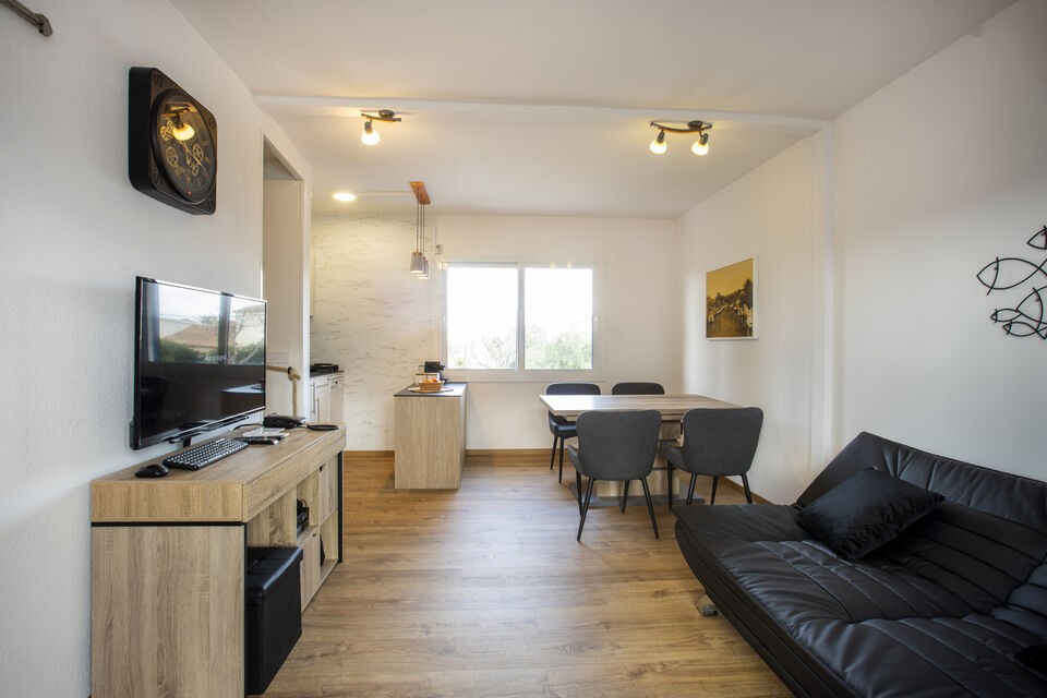 Renoviertes Fischerhaus mit großem Liegeplatz von 17x 4,5 m.