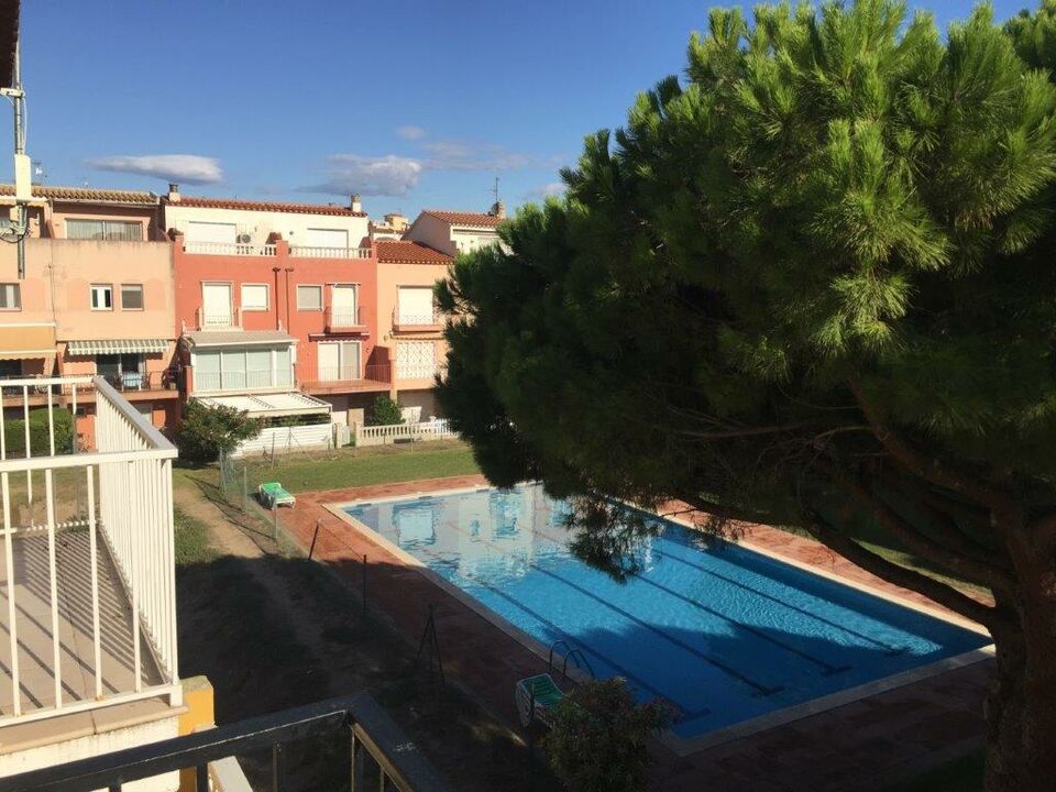 Maison à vendre près de la plage d'Empuriabrava.