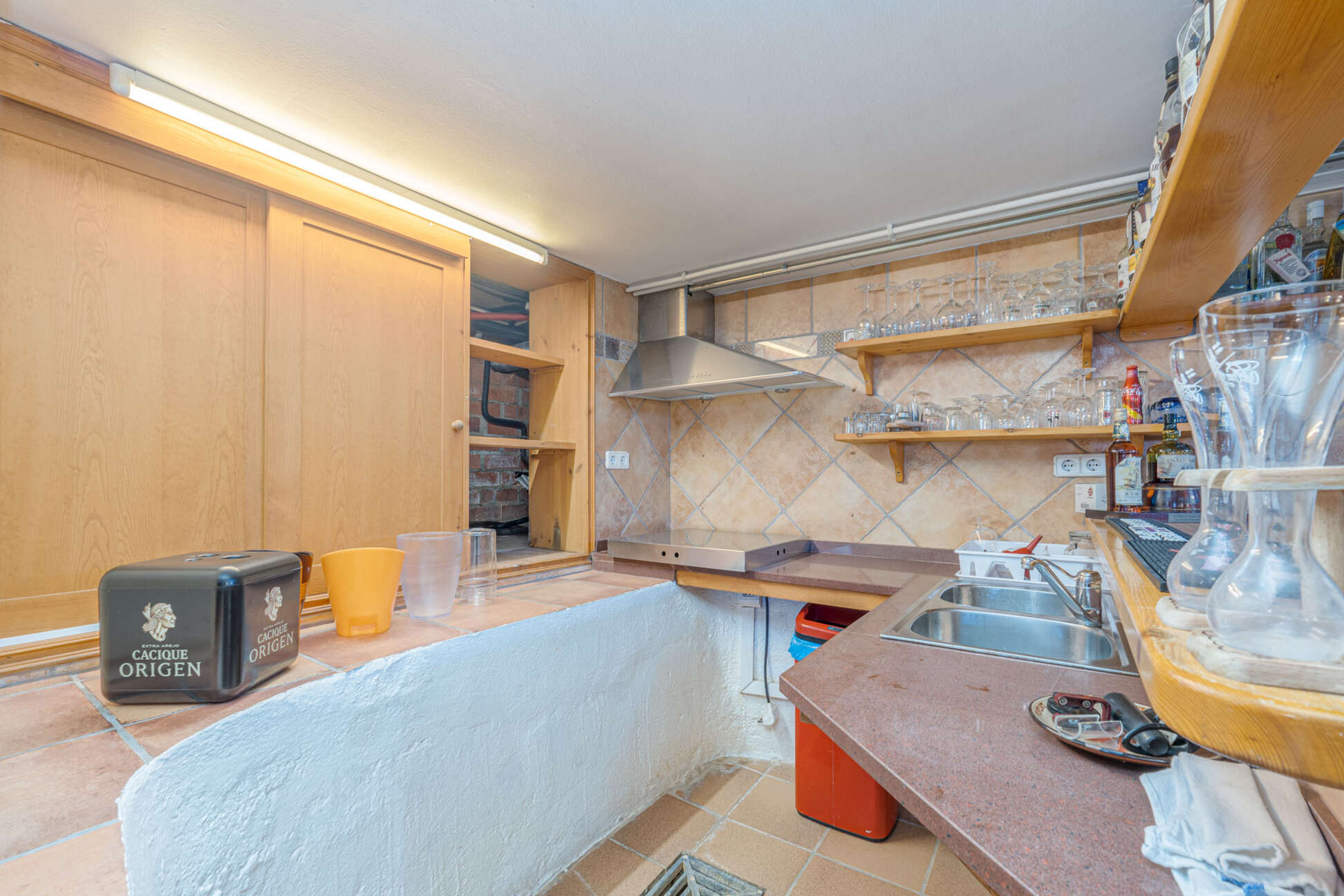 https://translate.google.es/?hl=es&amp;sl=es&amp;tl=en&amp;text=Espectacular%20casa%20con%20piscina%20y%20garaje