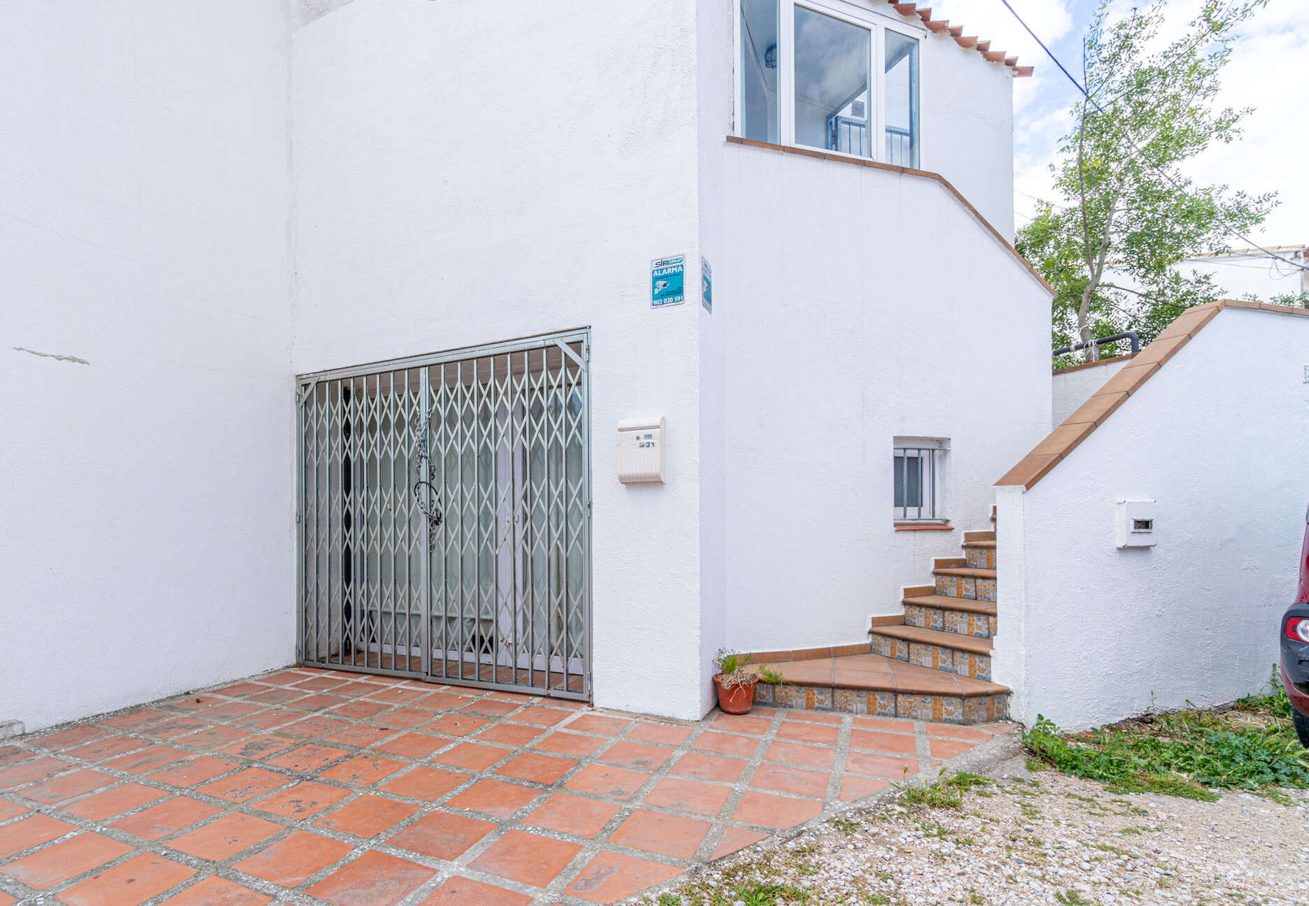 En vente petite maison mitoyenne
