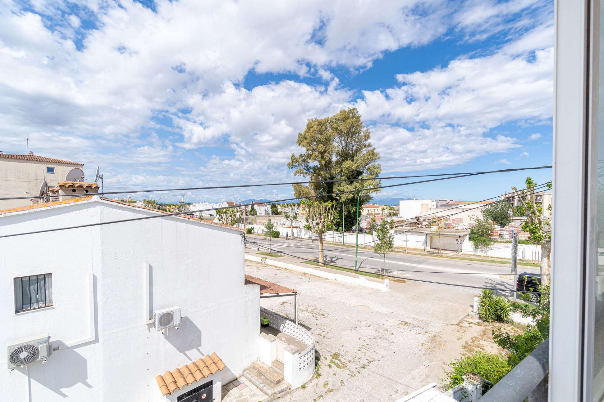 En vente petite maison mitoyenne
