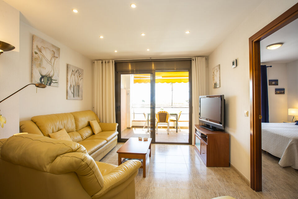 Fantastic apartment with sea views in Empuriabrava