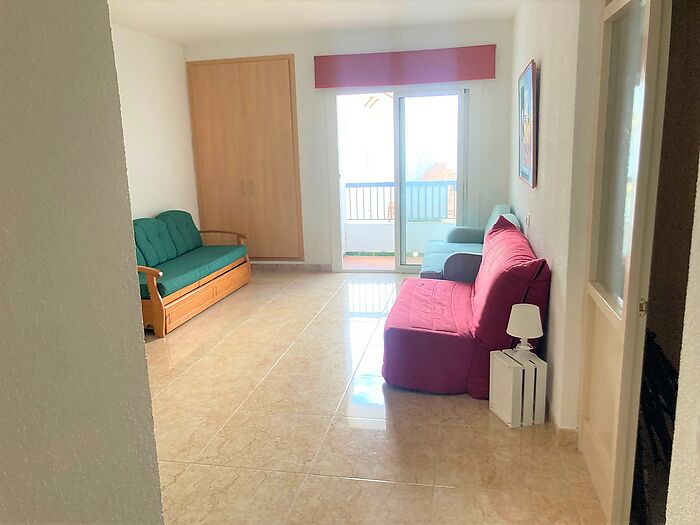 Acogedor apartamento de 1 dormitorio en el centro de Empuriabrava