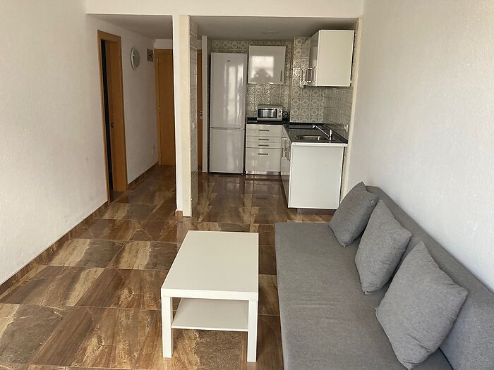 Apartamento a pocos metros de la playa y del centro comercial