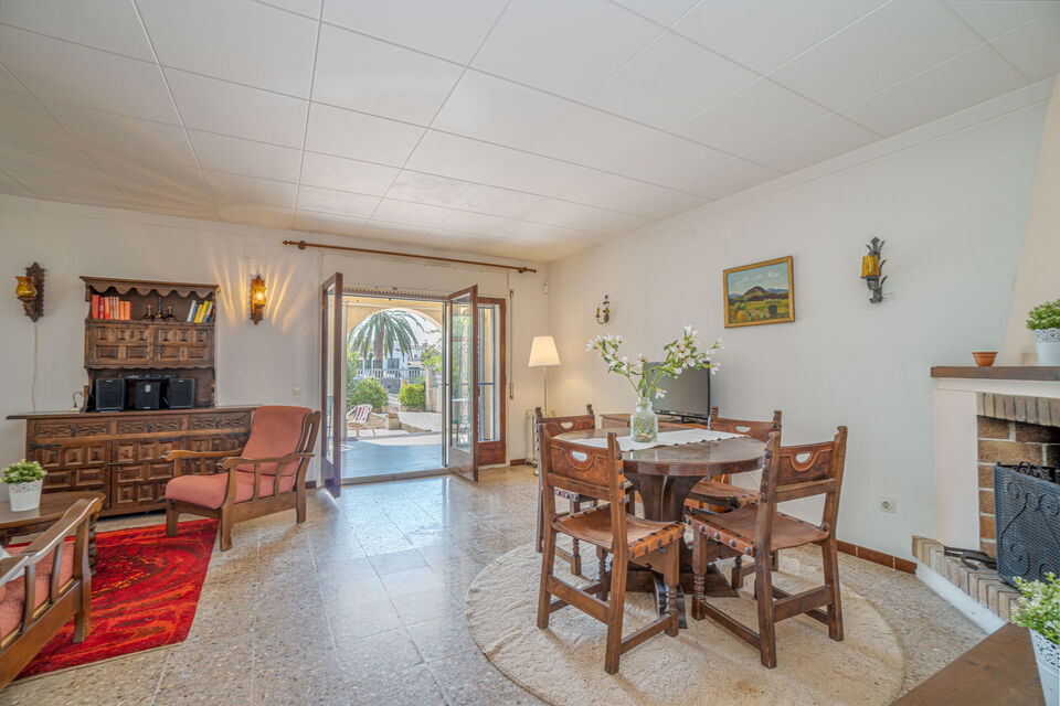 Maison à vendre avec amarre de 12,5 mètres à Empuriabrava