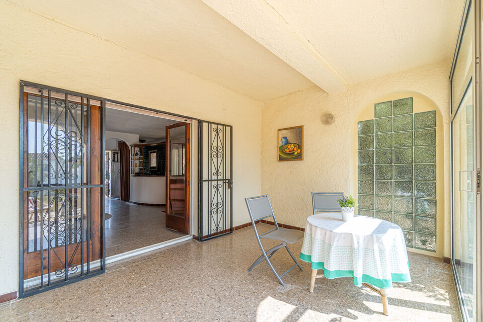 Maison à vendre avec amarre de 12,5 mètres à Empuriabrava