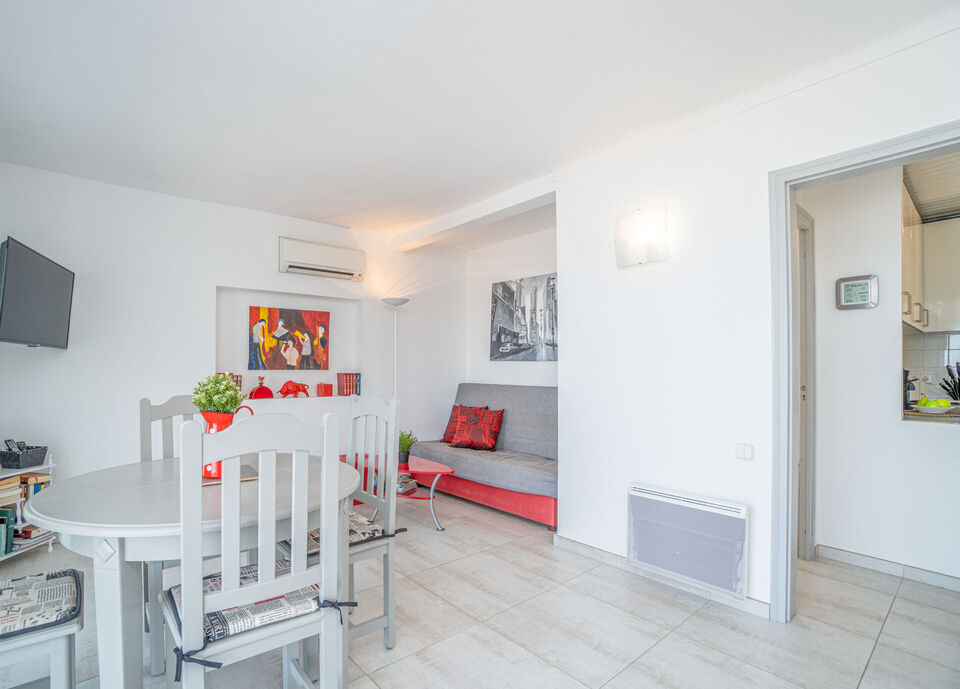 Apartamento en venta con vistas al mar en Roses