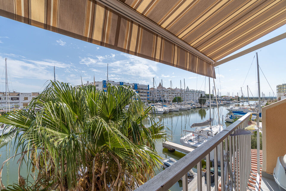 Maison avec amarre 10x6 mètres et deux appartements indépendants à Santa Margarita