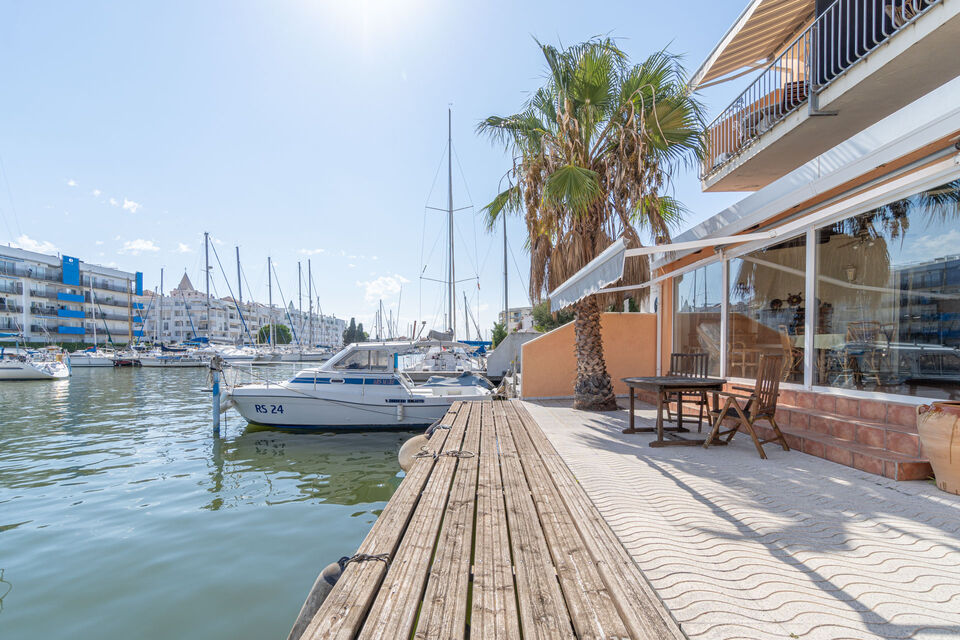 Maison avec amarre 10x6 mètres et deux appartements indépendants à Santa Margarita