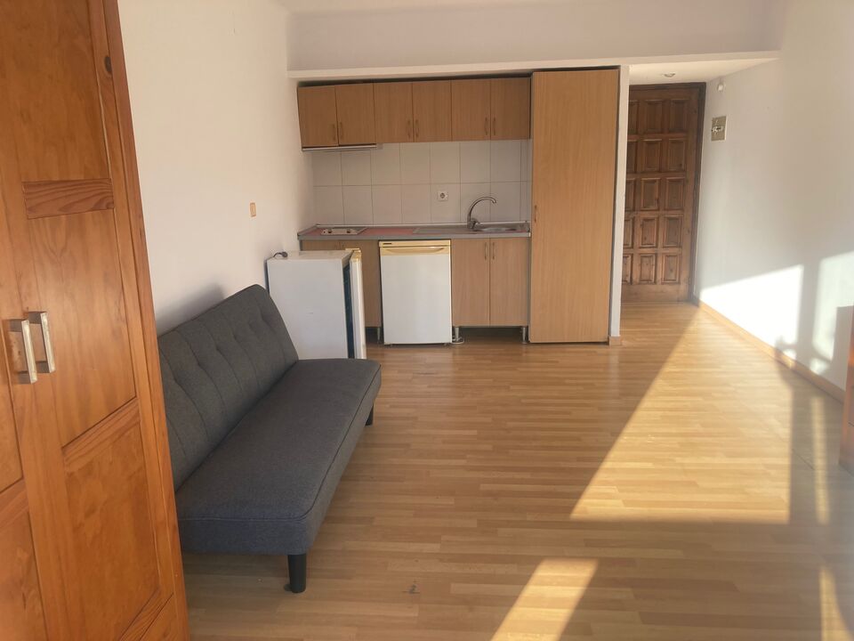 Estudio con vistas al canal en venta. Ideal para invertir. ¡No dejes pasar esta oportunidad!