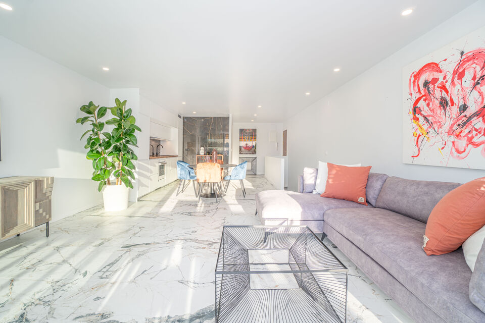 Fantástico apartamento completamente renovado en venta en Empuriabrava. HUT: SI