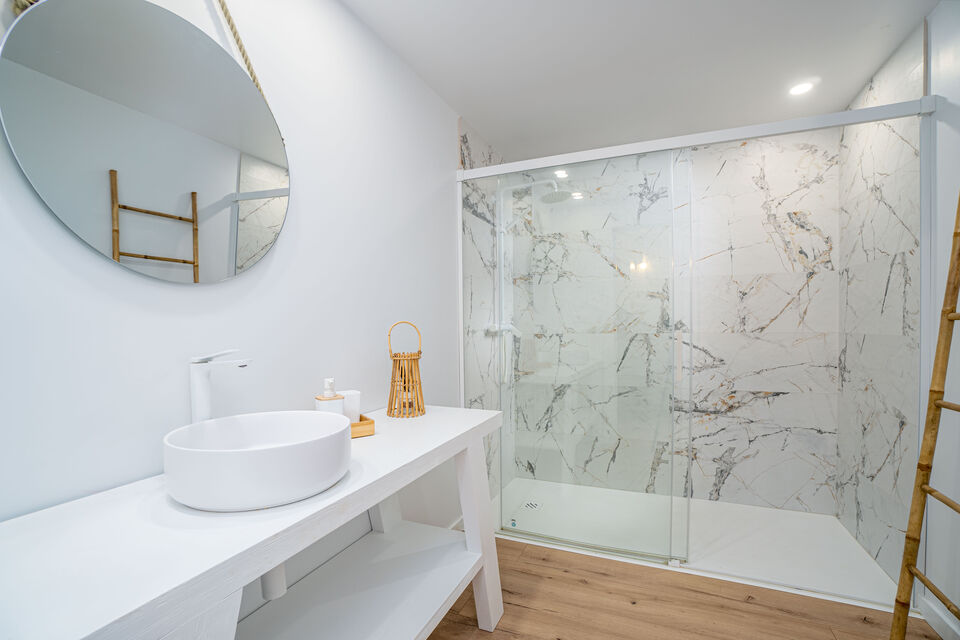 Fantástico apartamento completamente renovado en venta en Empuriabrava. HUT: SI