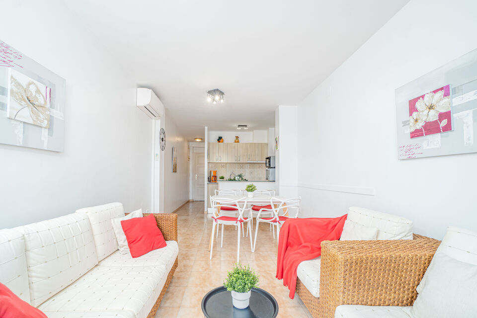 Apartment just steps away from the beach with parking included. Enjoy the sea breeze without worryin
