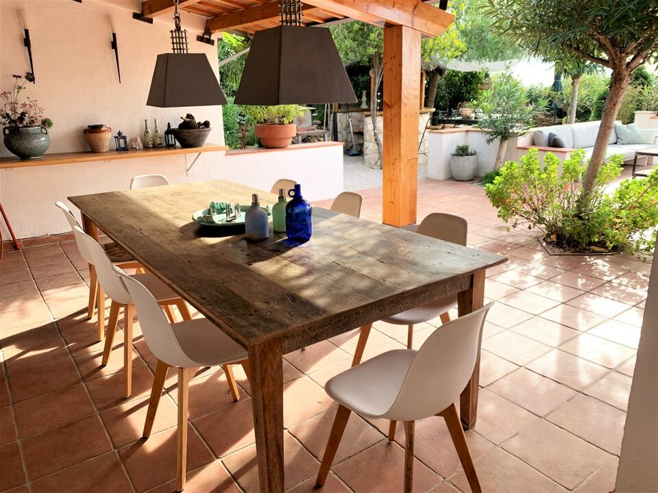 Charmante maison avec piscine et jardin méditerranéenne