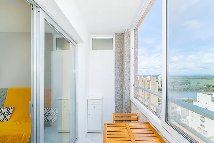 Vente d'un studio près de la mer à Empuriabrava.