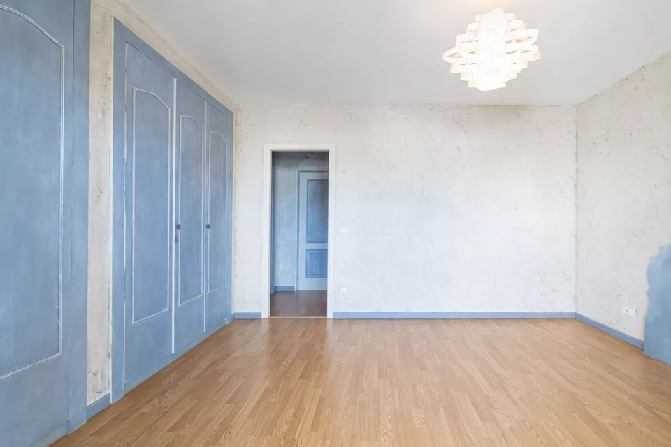 Duplex for sale in Empuriabrava, bright and stylish. Your new home awaits!
