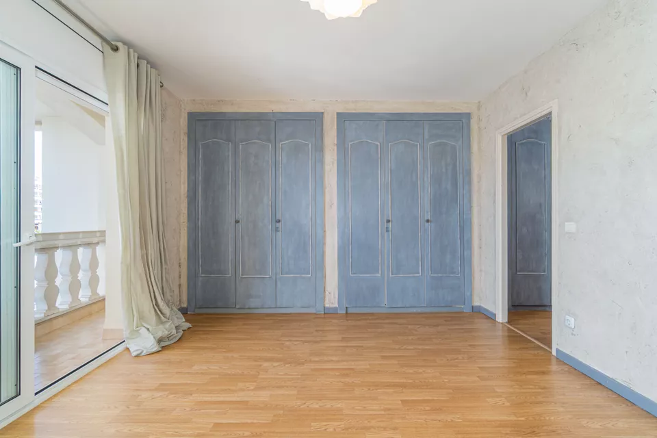 Duplex for sale in Empuriabrava, bright and stylish. Your new home awaits!
