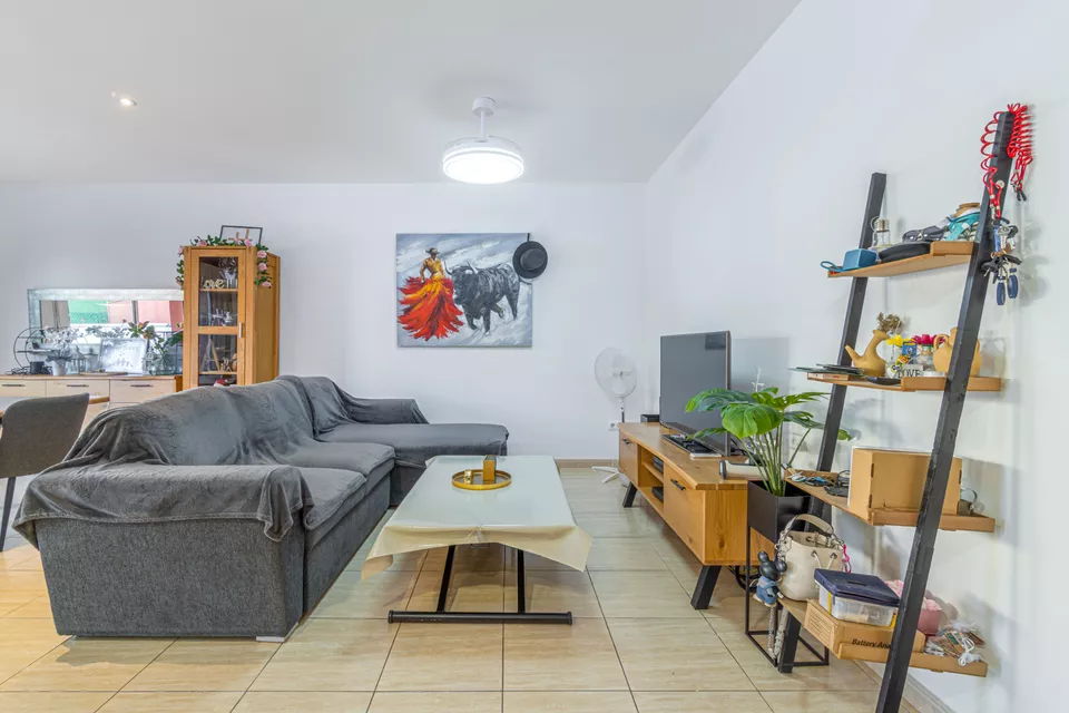 Fantástica casa adosada en una zona tranquila, ideal para disfrutar en familia!