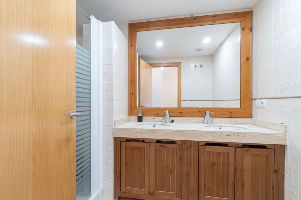 Magnifique maison mitoyenne dans un quartier calme, idéale pour profiter en famille !