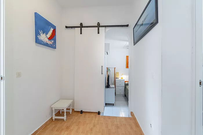Cozy 4-bedroom house with a charming pool, ideal for living and enjoying unforgettable moments.