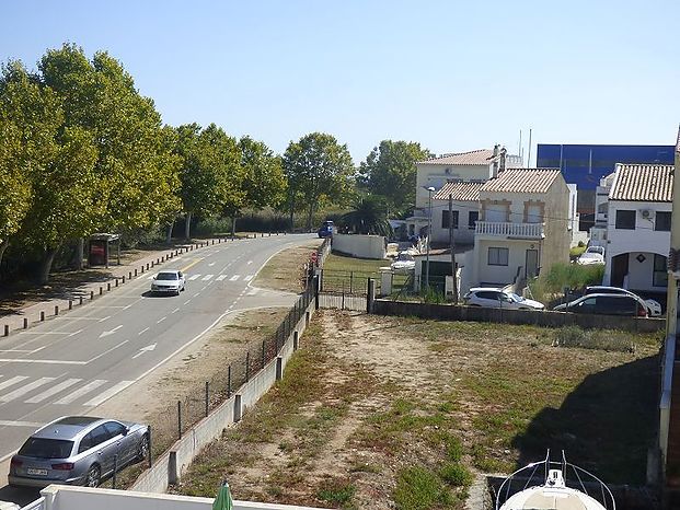 Grundstück mit Bootsliegeplatz 9x3 M nahe des Strandes &quot;La Rubina&quot;