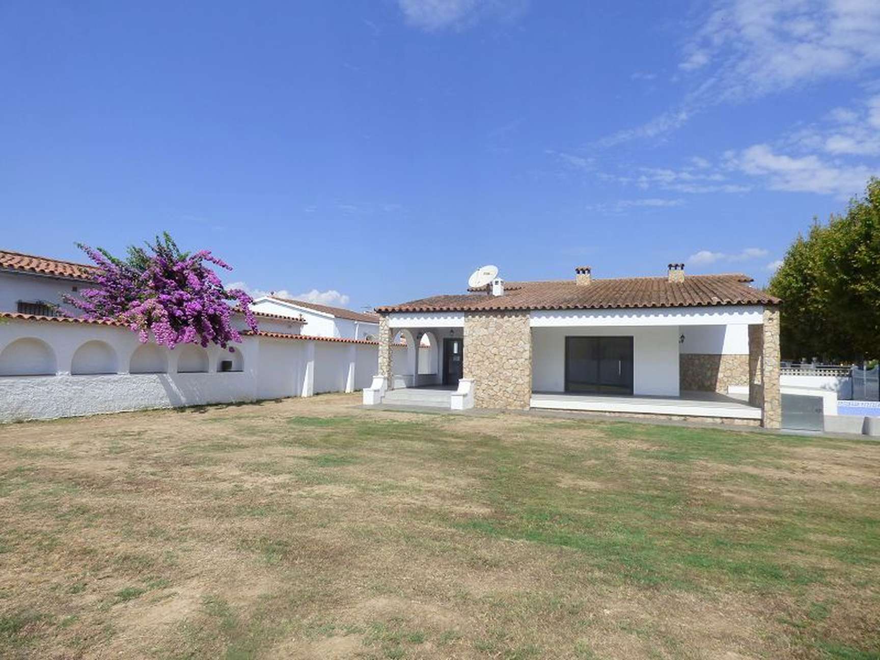 Haus Mit Garage Modern - Heimidee