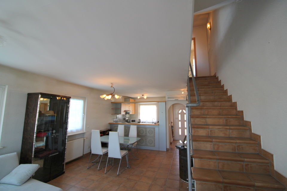 Exklusive Villa in bester Wohnlage mit Liegeplatz von 17x8 m