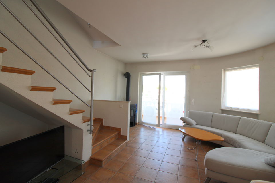 Exklusive Villa in bester Wohnlage mit Liegeplatz von 17x8 m