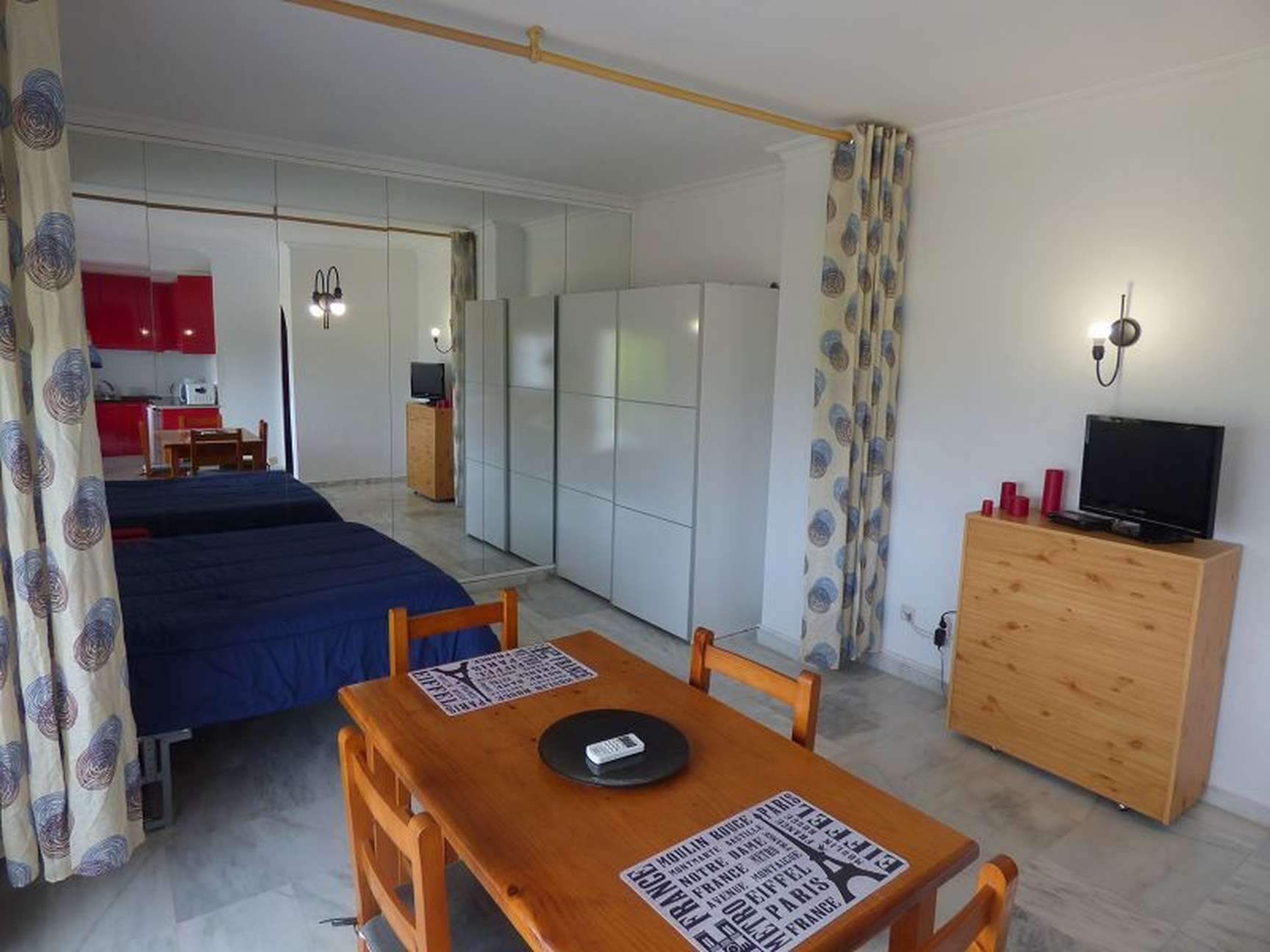 Renovated studio with sea view in Empuriabrava