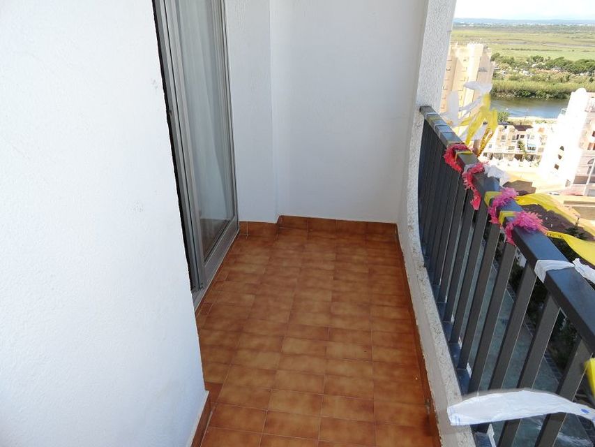 Empuriabrava, Studio for holiday rental in first sea line