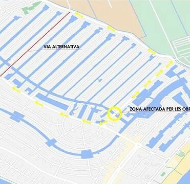 Arbeiten in den Kanälen von Empuriabrava